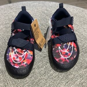 Nike Women's Multicolor Floral Print Athletic Shoes with Navy Straps